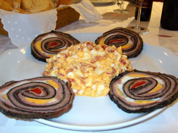 Lamprea rellena stuffed