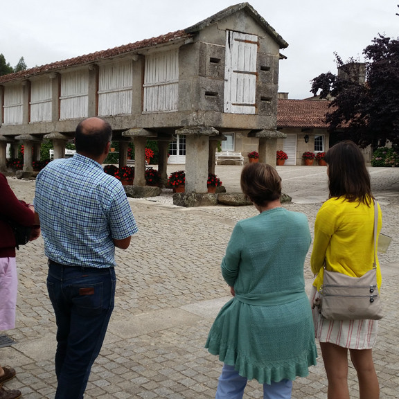 Frau-Rovira Tour RB 1 Day